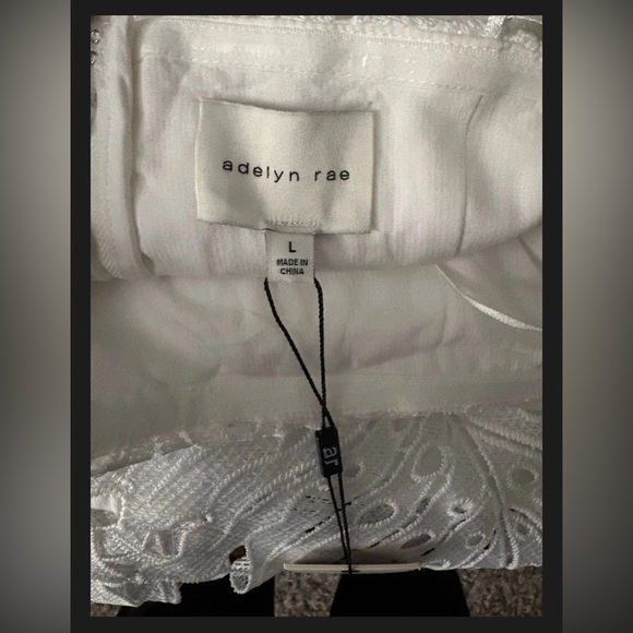 Adelyn Rae White Strapless Lace Eyelet Detail Dress- Size Large - Picture 5 of 5